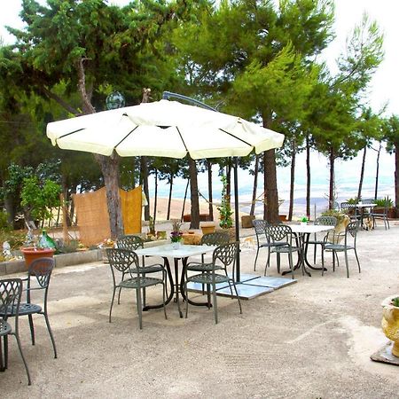 B&B Il Villino Matera Bagian luar foto