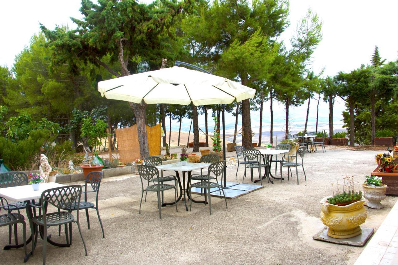 B&B Il Villino Matera Bagian luar foto
